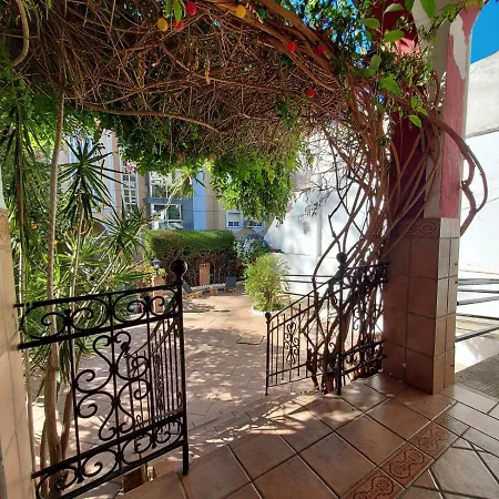 Hostal Barbatuke Bed & Bike *