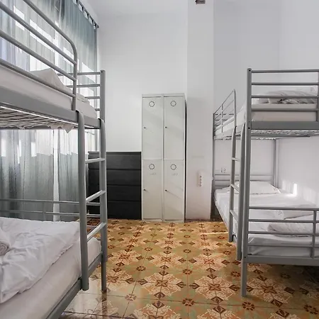 Barbatuke Bed & Bike Hostal Málaga
