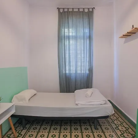 Hostal Barbatuke Bed & Bike Málaga
